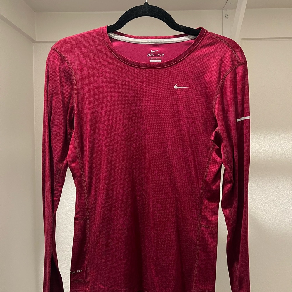 Nike Women's Long Sleeve Dri-FIT Top - Burgundy
